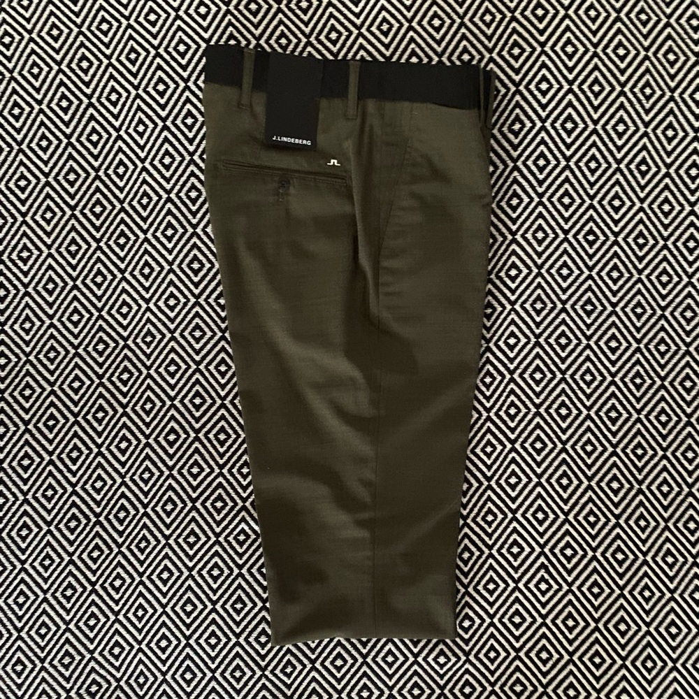 Men's Golf Pants by J. Lindeberg — Size 30x34